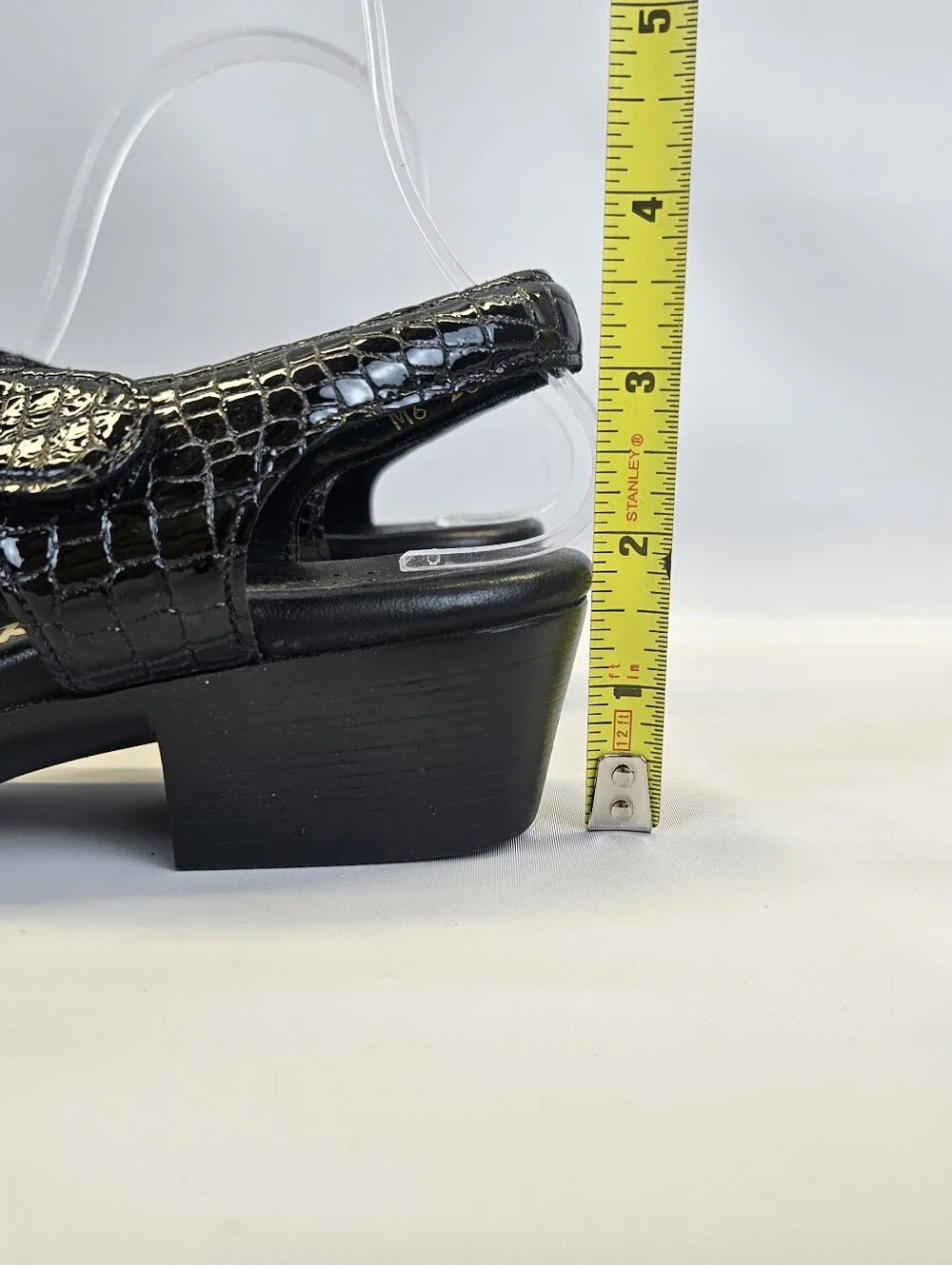 SAS Womens Suntimer Sandals 7.5 WIDE Black Patent Croc Block Heel Strap Shoes